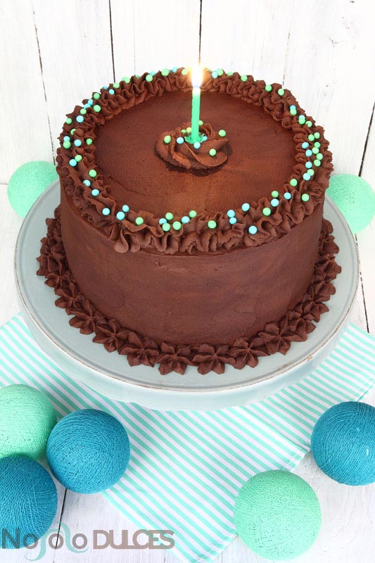 No solo dulces - Tarta de cumpleaños de chocolate, nueces y platano asado