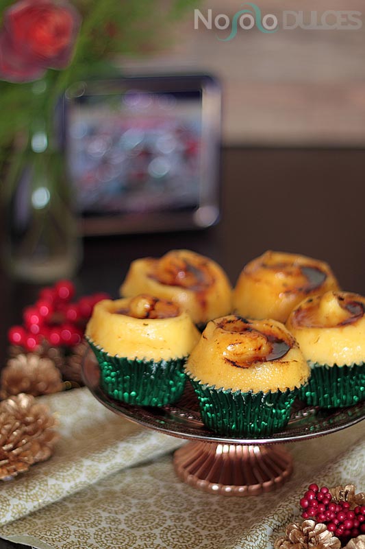 Receta de cupcakes de naranja y vino blanco y crema catalana. Sabor de Navidad para un bocado muy tierno y delicioso