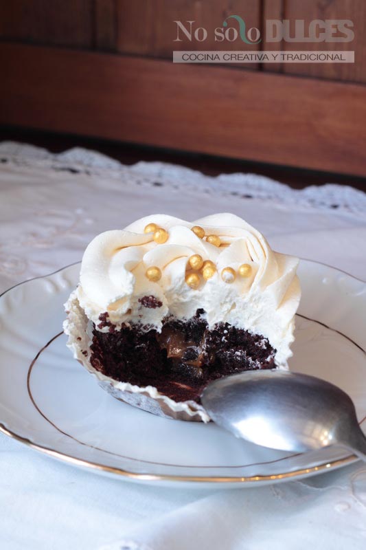 No solo dulces – Cupcakes chocolate dulce de leche y avellanas