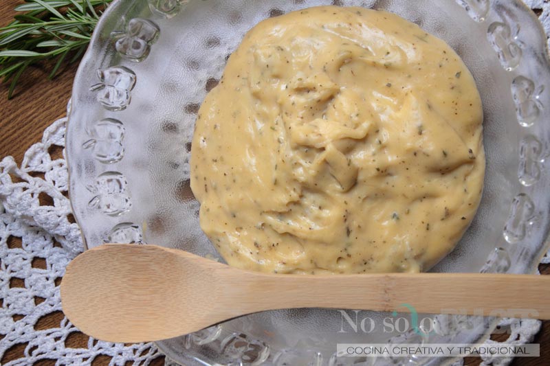 No solo dulces – Souffle de queso gruyere especiado