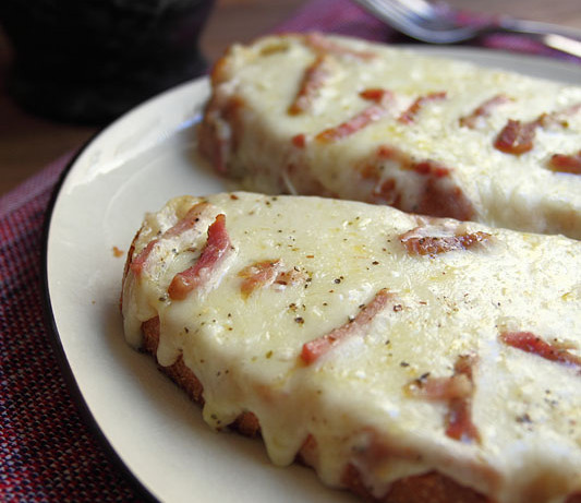 [Receta express] Pan de ajo con queso y bacon – Recetas por 5€